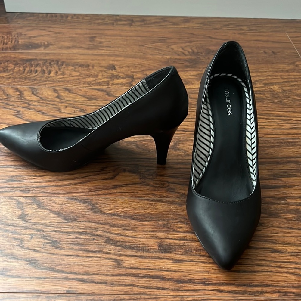 Black heels from Maurice’s. Like new. Size 10 womens.